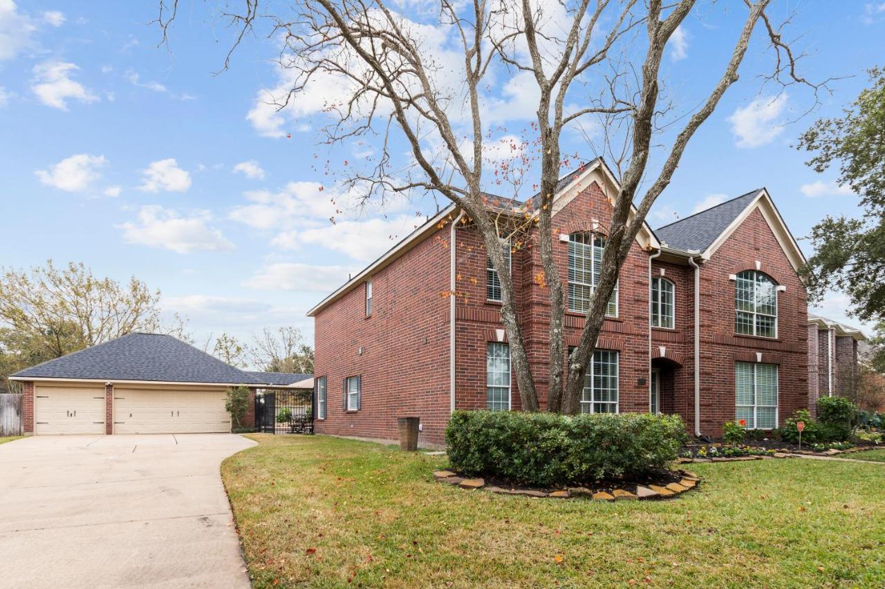 Boutique Bunkhouse Sleeps 20 Pool Hot Tub Outletmall Theatrerm Ev Friendly Cypress Exterior foto